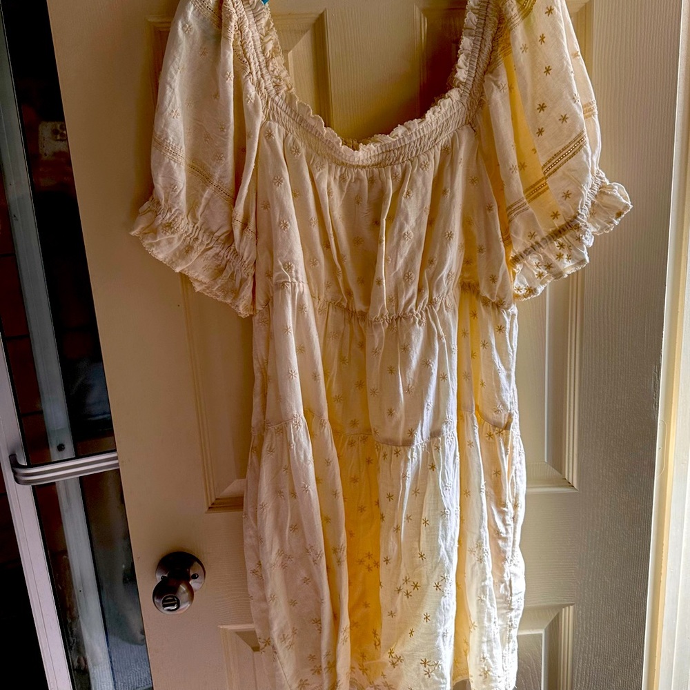 Old navy cotton off white dress